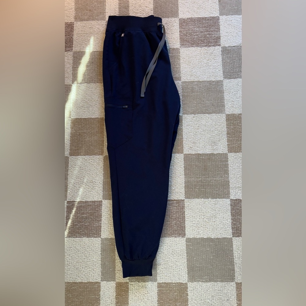 FIGS Jogger scrub pants